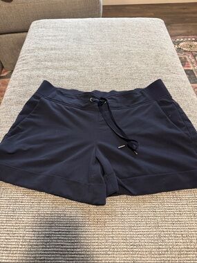 Athleta Women's Navy Drawstring Athletic Shorts